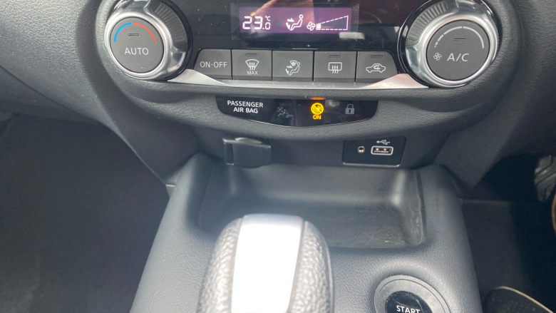 Nissan Juke 1.6 Hybrid N-Connecta 5dr Auto Hybrid Hatchback